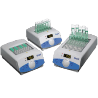 Dry block heating systems with interchangeable blocks